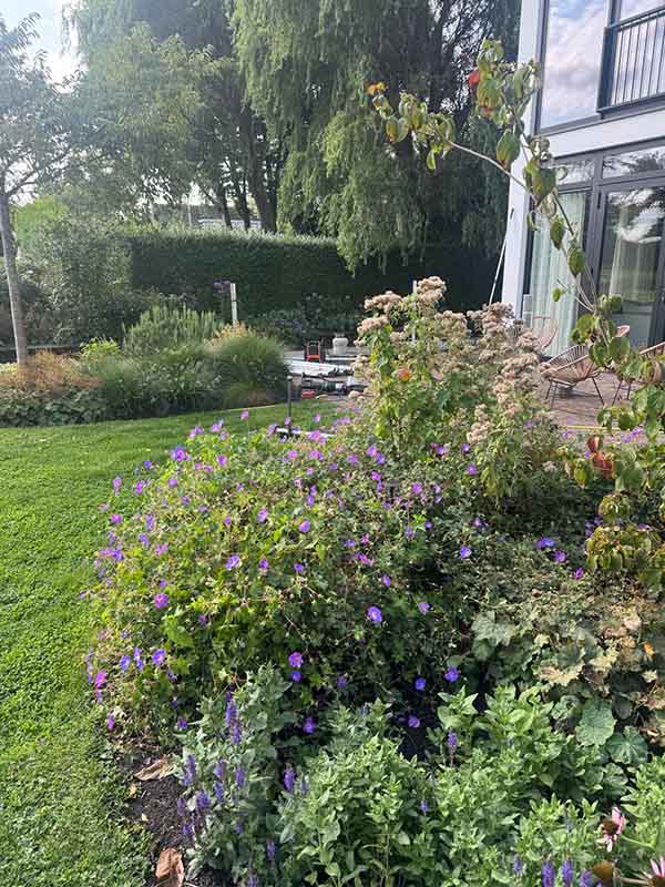 betrouwbare-stabiele-schroeffundering stabiele fundering in tuin in berkel